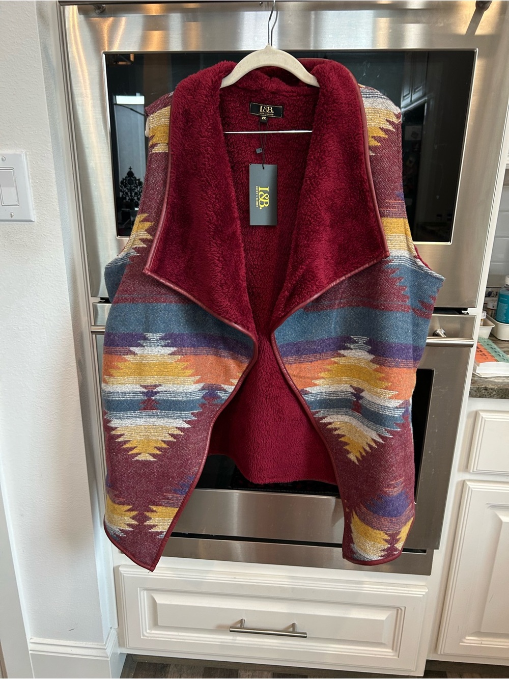 BNWT L&B Maroon Aztec-Pattern Open Draped Vest size 2X boho